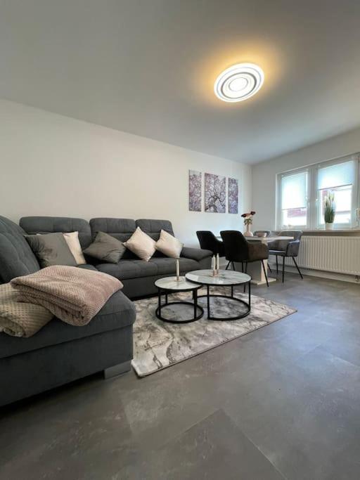 Komfortable Ferienwohnung In Halle-Kroellwitz Halle  Exterior foto
